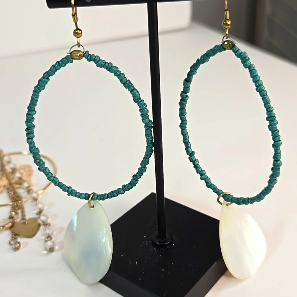 3 Sets Boho Lge Hoop Earrings Elegant Gold Silver MOP Hearts Butterfly Crystals